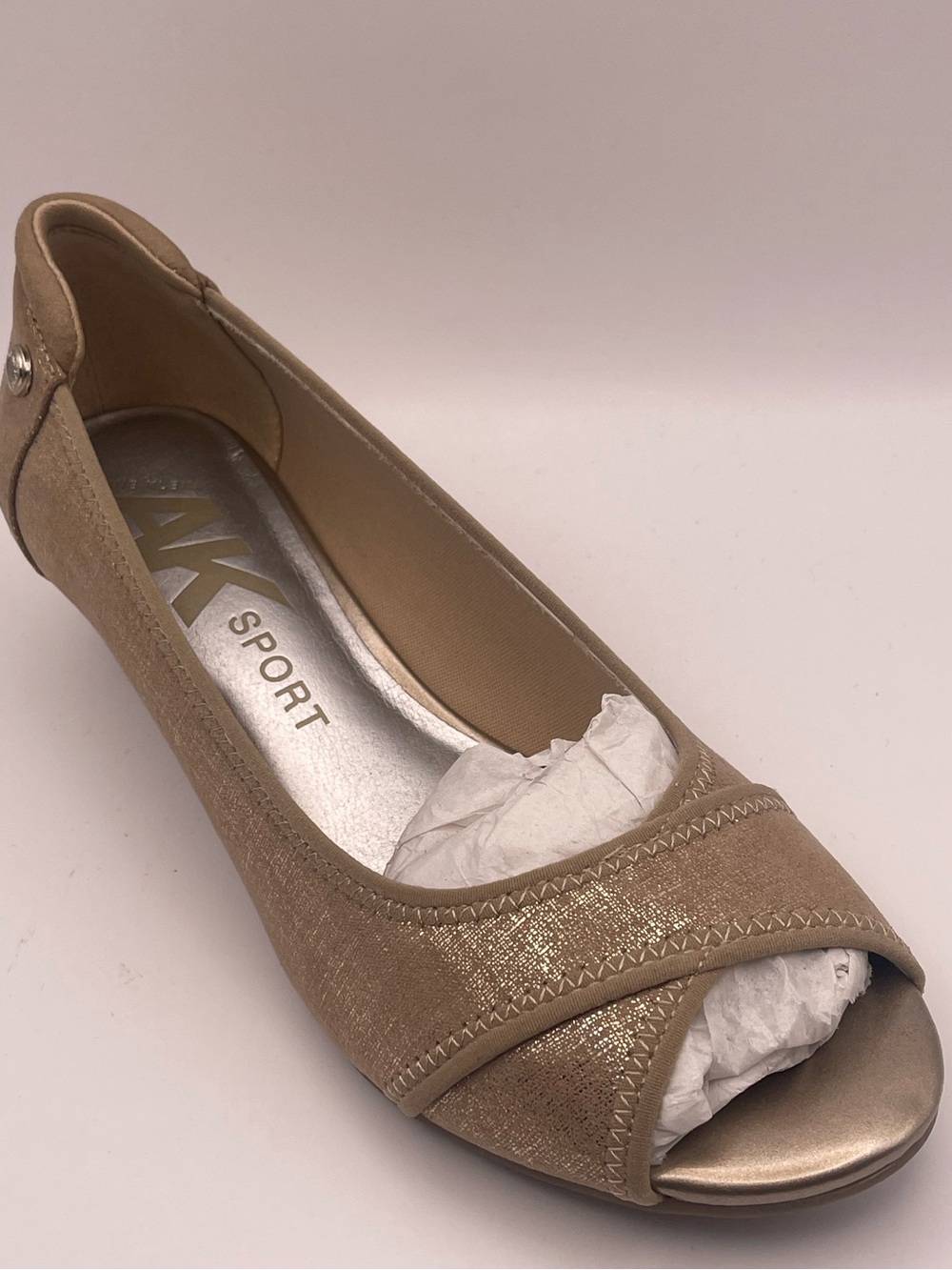 AK Sport Gold Champagne Shimmer Peep Toe Comfort Wedges 7.5M NWOT - Picture 2 of 9